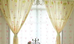 漫画窗帘,窥见生活百态的窗口